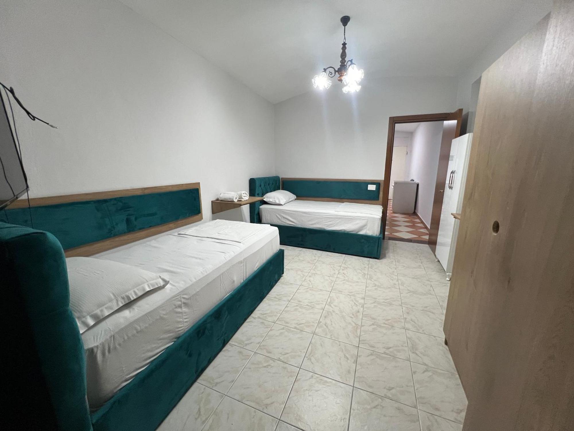 Hostel Sisterhood Hostel-female Only *